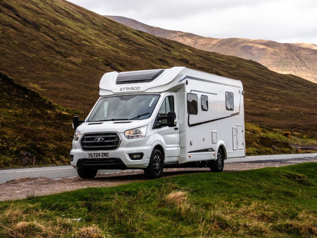 motorhome on the drive to isle of skye