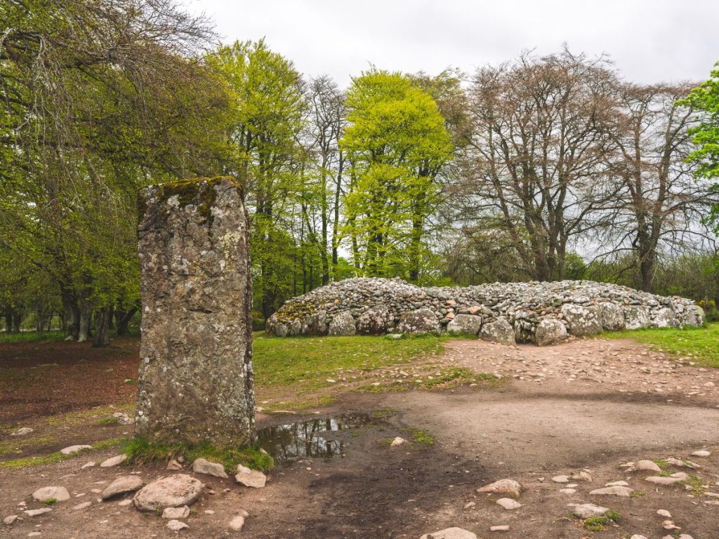 Clava Cairns