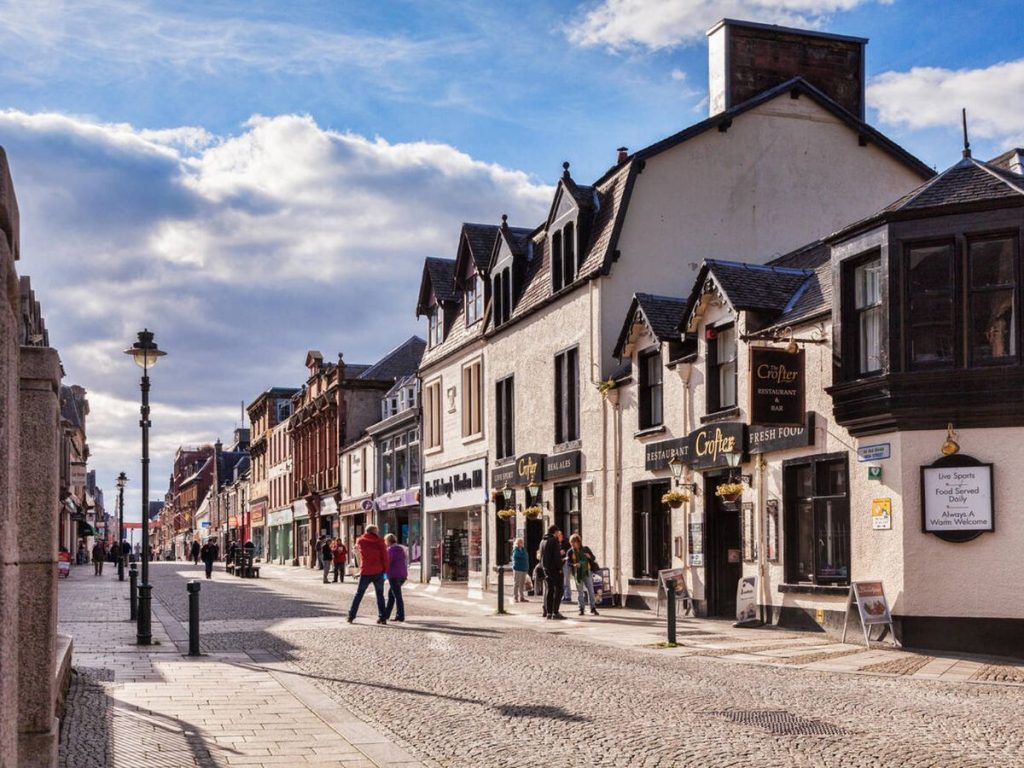 View of Fort William Town during the day
